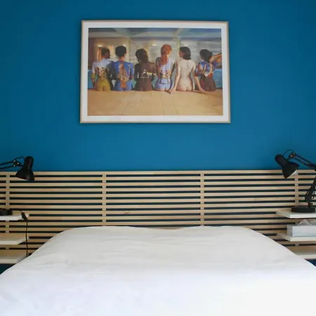 Apartment Refurbished And Quiet Batignolles * Παρίσι