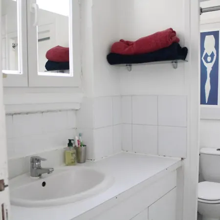 Apartment Refurbished And Quiet Batignolles Παρίσι